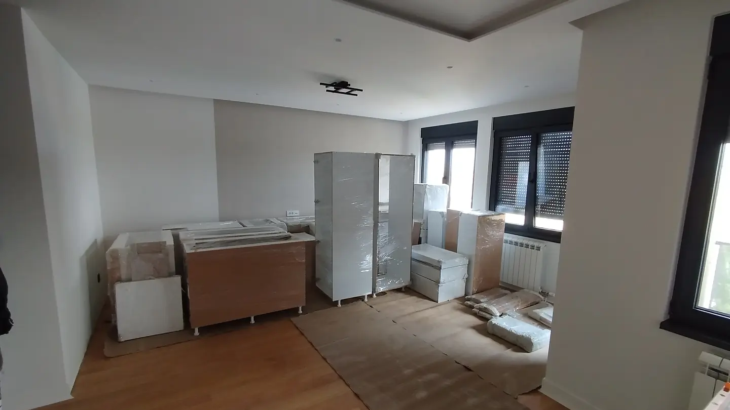 Dostava i unos nameštaja